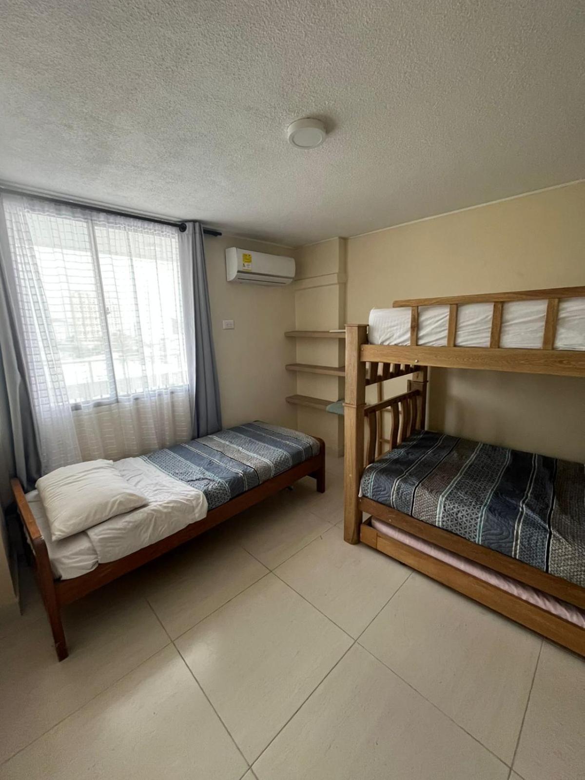 Apto Vista Al Mar En Playa Rodadero Apartamento *